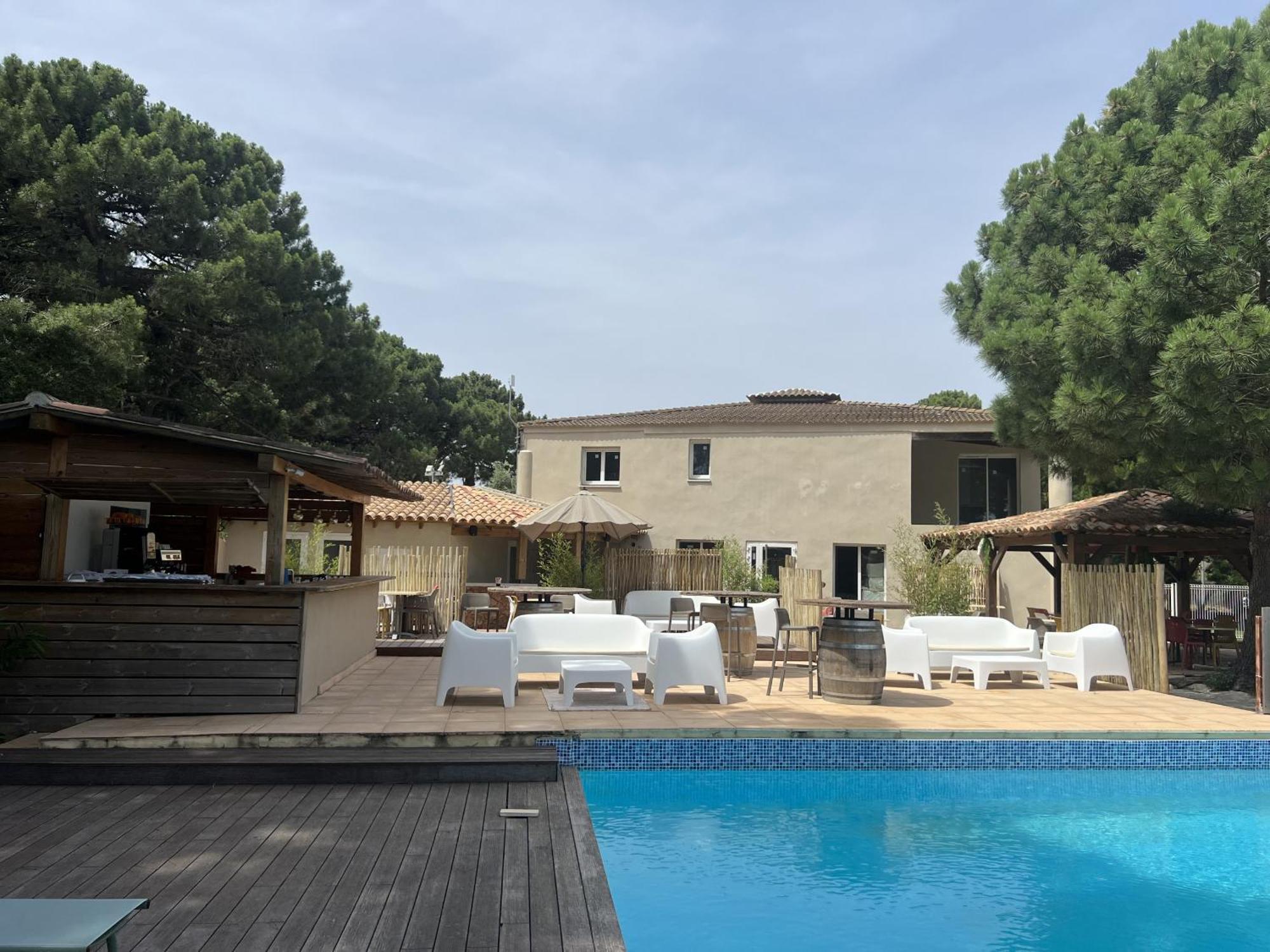 Fiori Di Cala Rossa Residence Hoteliere Lecci Exterior foto